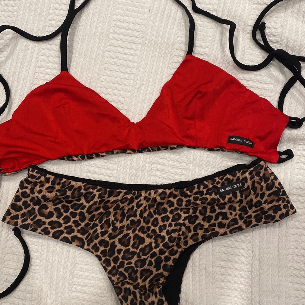 Savage Swim cheeky bikini red/black/leopard print Reversible size M